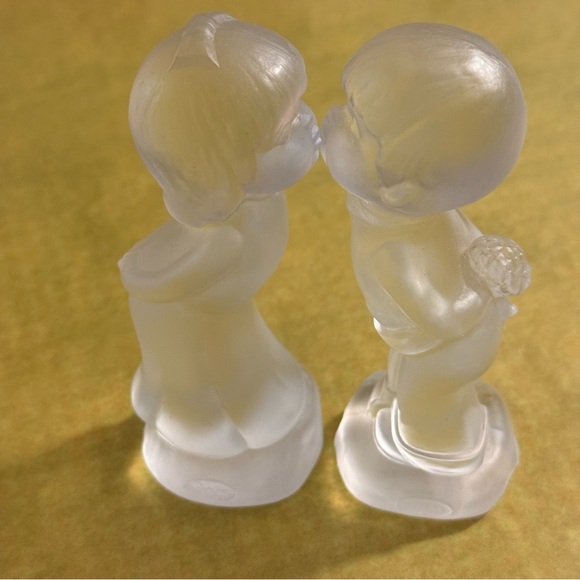 Fenton Other - Fenton Art Glass Kissing Boy and Girl figurines in crystal velvet satin glass